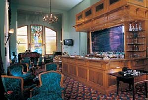 Al-Fouad Bar
